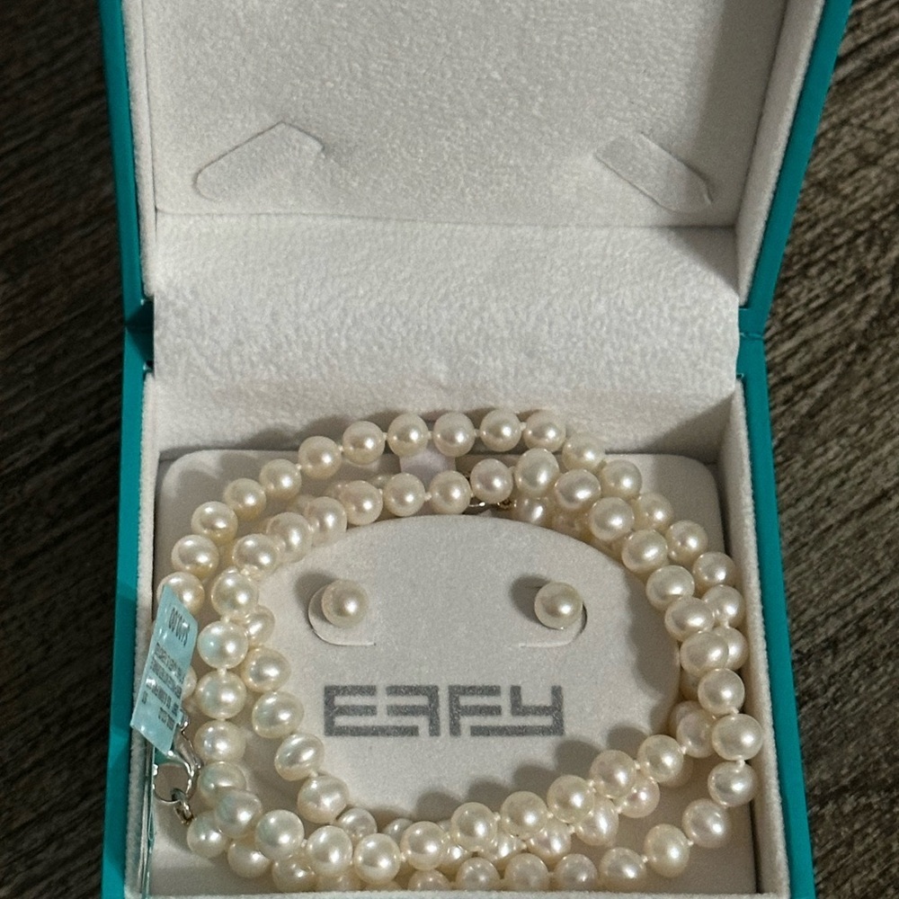 Pearl Necklace, Bracelet, and Earrings Set